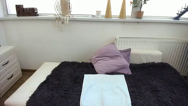 Arya Shinex online show from February 21, 2025, 11:44 am