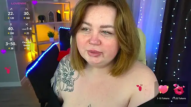 Snapshot of ZaraReignn chatting on January 3, 2025, 9:15 pm ZaraReignn online show from January 3, 2025, 9:15 pm