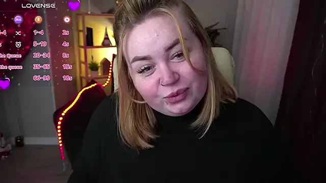 Snapshot of ZaraReignn chatting on February 27, 2025, 8:31 pm ZaraReignn online show from February 27, 2025, 8:31 pm