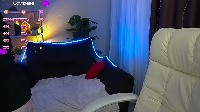 Snapshot of ZaraReignn chatting on March 9, 2025, 3:11 am ZaraReignn online show from March 9, 2025, 3:11 am