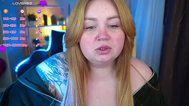 Snapshot of ZaraReignn chatting on March 18, 2025, 9:10 pm ZaraReignn online show from March 18, 2025, 9:10 pm