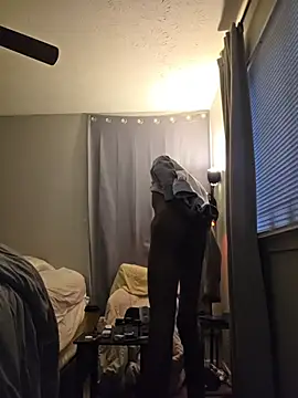 Snapshot of ElJudah7 chatting on October 27, 2025, 10:14 pm ElJudah7 online show from October 27, 2025, 10:14 pm