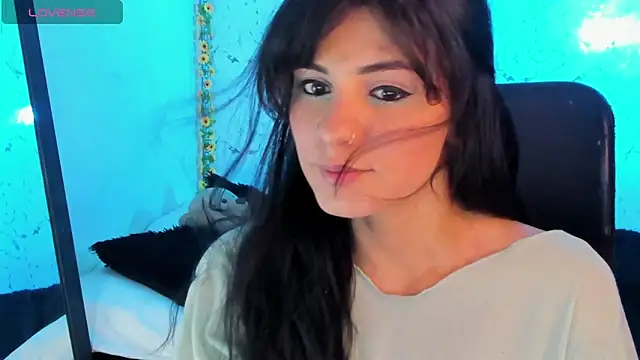 Snapshot of elissa_iris chatting on June 16, 2026, 1:08 am elissa iris online show from June 16, 2026, 1:08 am