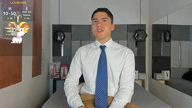 Snapshot of LiamNovak chatting on November 25, 2025, 12:05 pm LiamNovak online show from November 25, 2025, 12:05 pm