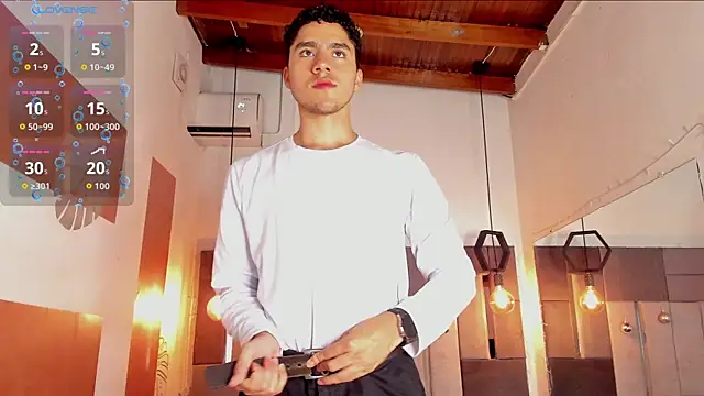 LiamNovak online show from December 19, 2025, 11:50 am