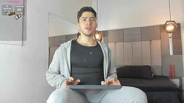 LiamNovak online show from February 8, 2026, 11:35 am