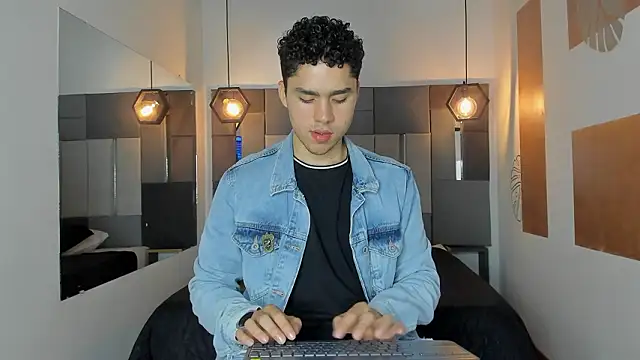 LiamNovak online show from March 15, 2026, 1:06 pm