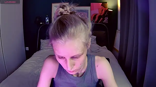 KatiKate online show from June 20, 2026, 6:11 pm