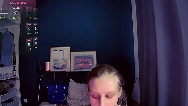 KatiKate online show from July 3, 2026, 3:07 pm
