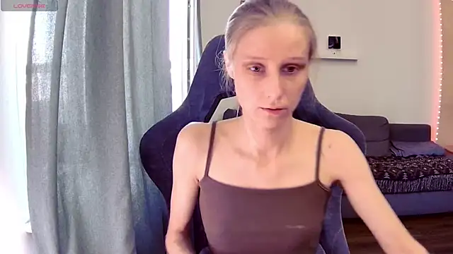 KatiKate online show from July 31, 2026, 2:27 pm