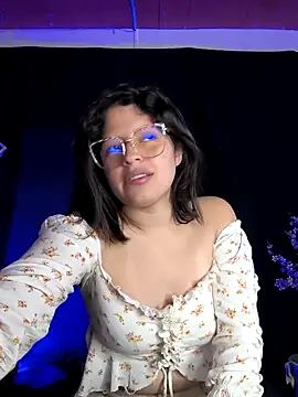 ShyVibes  online show from February 1, 2025, 10:23 pm