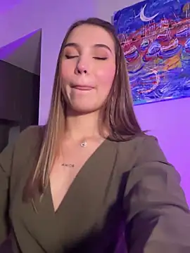 SophieRaily  online show from February 27, 2025, 12:43 am