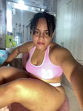 Violetrousse online show from March 7, 2026, 6:05 pm