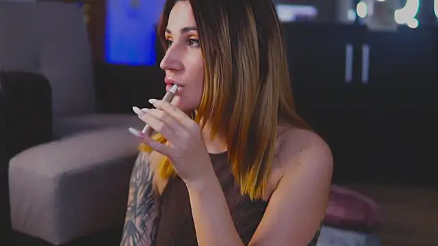 Snapshot of KimSkyex chatting on January 18, 2025, 5:31 am KimSkyex online show from January 18, 2025, 5:31 am