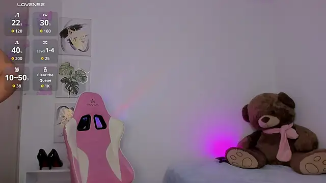 Snapshot of Mia_petite01 chatting on November 22, 2025, 11:59 pm Mia petite01 online show from November 22, 2025, 11:59 pm