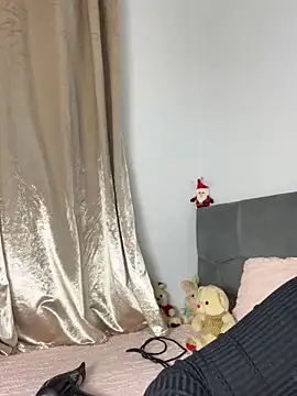 Snapshot of Meryem_Queen chatting on March 31, 2026, 9:59 pm Meryem Queen online show from March 31, 2026, 9:59 pm