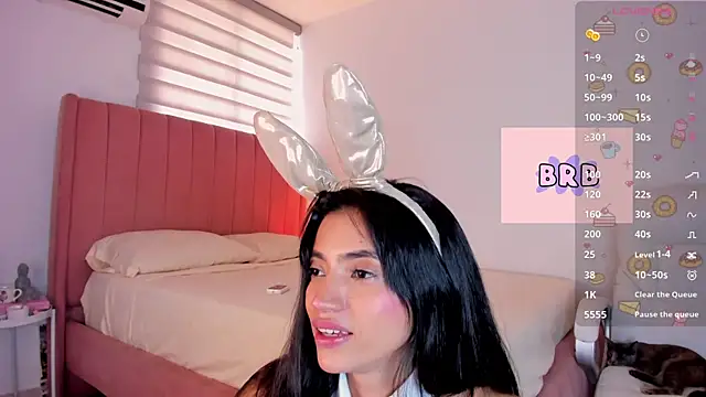 Snapshot of Ninamirley chatting on February 4, 2025, 8:38 pm Ninamirley online show from February 4, 2025, 8:38 pm