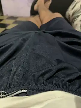 Snapshot of Desiboy___21 chatting on December 12, 2024, 5:04 pm Desiboy 21 online show from December 12, 2024, 5:04 pm