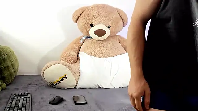 boyc022  online show from January 14, 2026, 3:28 pm