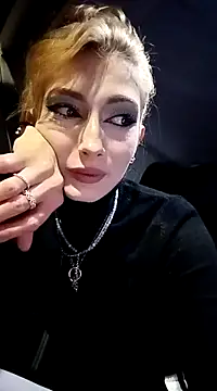 AnyaLobb62 online show from January 29, 2025, 11:25 pm