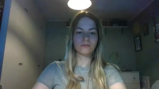 Snapshot of ROSIEx_sweet chatting on September 16, 2025, 6:47 am ROSIEx sweet online show from September 16, 2025, 6:47 am