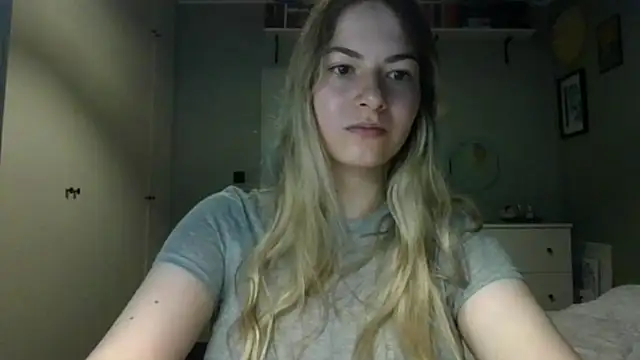 Snapshot of ROSIEx_sweet chatting on September 22, 2025, 6:48 am ROSIEx sweet online show from September 22, 2025, 6:48 am