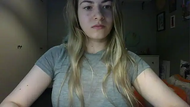 Snapshot of ROSIEx_sweet chatting on June 15, 2026, 7:10 am ROSIEx sweet online show from June 15, 2026, 7:10 am