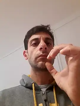 MrTamburine22 online show from March 12, 2025, 3:29 pm