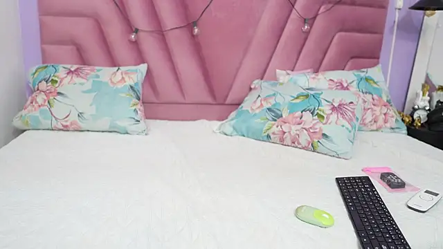 hornybarelylegalgirl online show from June 27, 2026, 12:22 pm