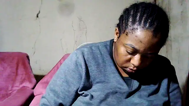 Snapshot of bustyboobs6 chatting on September 17, 2025, 10:00 pm bustyboobs6 online show from September 17, 2025, 10:00 pm