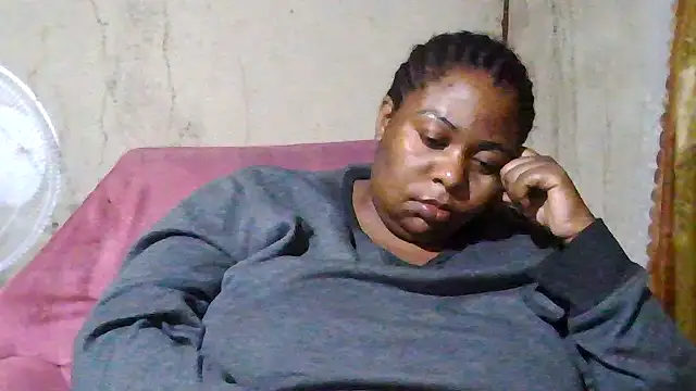 Snapshot of bustyboobs6 chatting on September 18, 2025, 10:23 pm bustyboobs6 online show from September 18, 2025, 10:23 pm