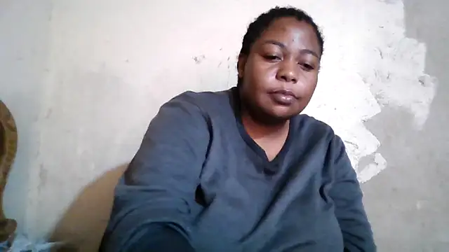 Snapshot of bustyboobs6 chatting on September 23, 2025, 7:44 am bustyboobs6 online show from September 23, 2025, 7:44 am