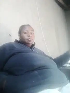 Snapshot of bustyboobs6 chatting on November 14, 2025, 8:35 am bustyboobs6 online show from November 14, 2025, 8:35 am