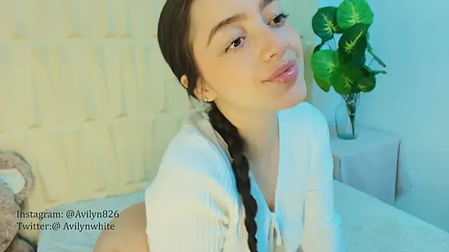 irina-v online show from February 21, 2026, 4:08 pm