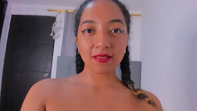 NAHOMI MILLER online show from February 16, 2025, 11:37 pm