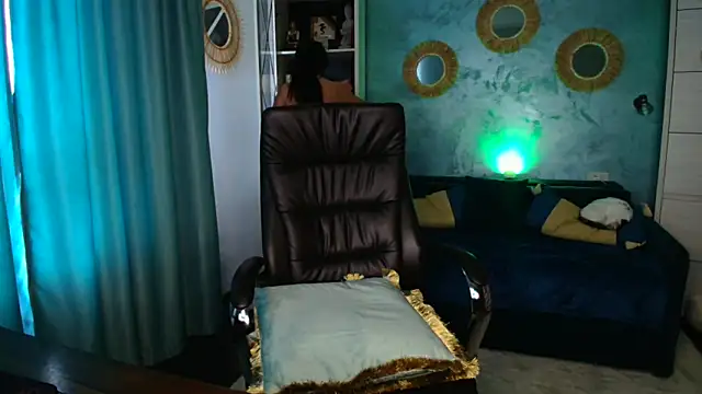 Snapshot of AmashaSiri chatting on April 26, 2026, 9:51 am AmashaSiri online show from April 26, 2026, 9:51 am