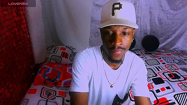 Aroonpapisex online show from December 2, 2024, 12:19 am