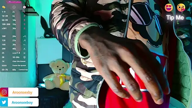 Aroonpapisex online show from February 2, 2026, 1:26 am