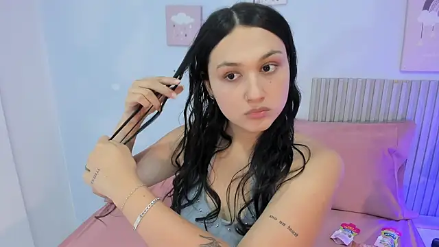Snapshot of lana_boomer chatting on June 19, 2026, 8:01 pm lana boomer online show from June 19, 2026, 8:01 pm