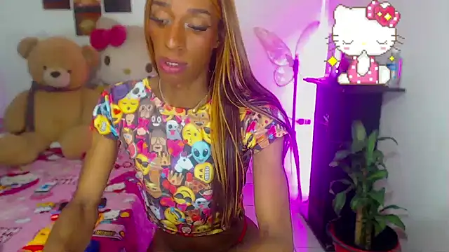 lucianadolll online show from February 27, 2026, 8:09 pm