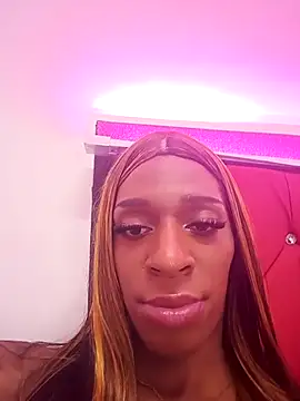 lucianadolll online show from April 22, 2026, 9:55 am