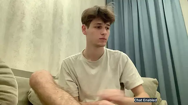 cutie guys online show from December 4, 2024, 4:16 pm