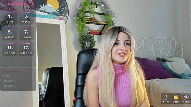 Snapshot of Katty_Lights chatting on December 13, 2024, 9:02 am Katty Lights online show from December 13, 2024, 9:02 am