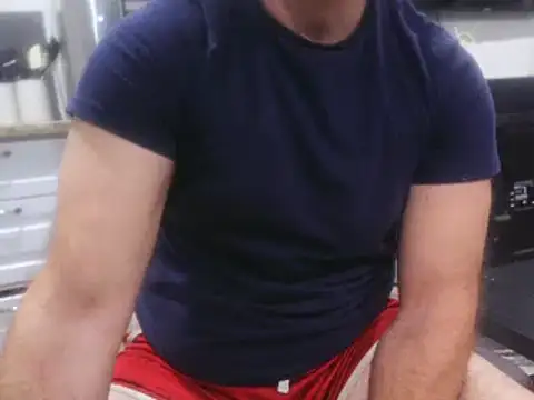 Snapshot of LARawAlways2 chatting on March 16, 2025, 1:38 pm LARawAlways2 online show from March 16, 2025, 1:38 pm