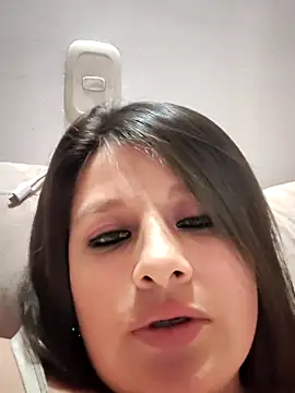 Neve Collins online show from October 10, 2025, 1:37 am