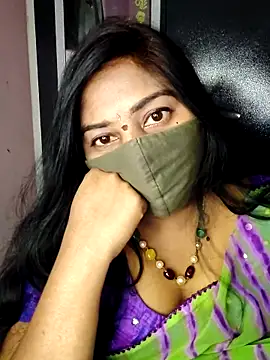 RomeoJuliet345 online show from February 2, 2026, 10:58 am