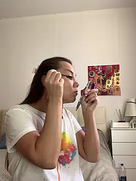 MiraMiss online show from September 12, 2025, 8:36 am