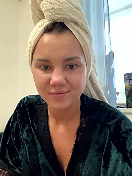 MiraMiss online show from January 9, 2026, 9:45 am