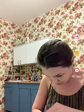 Snapshot of MiraMiss chatting on June 9, 2026, 5:02 pm MiraMiss online show from June 9, 2026, 5:02 pm