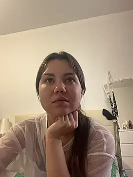 MiraMiss online show from July 11, 2026, 7:33 am